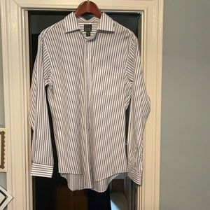 Men’s horizontal striped button-up dress shirt